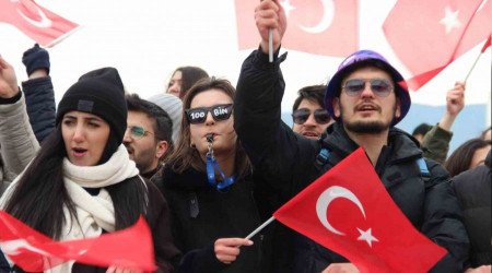 Atama bekleyen öğretmenler İzmir'de buluştu