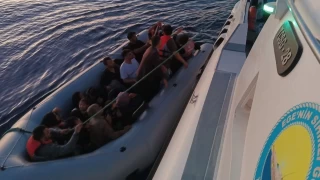 Ayvacık açıklarında 24 kaçak göçmen daha yakalandı