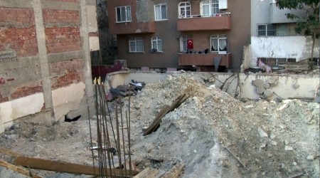 Bahçelievler'de 34 yıllık bina boşaltıldı
