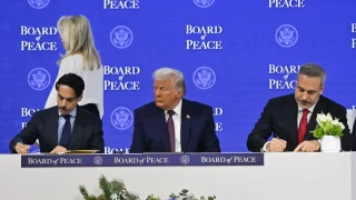 Bar�� Kurulu i�in imzalar at�ld�