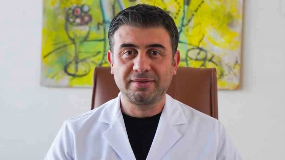 Baş ağrılarının sessiz tetikleyicileri: Diş sıkma ve kötü duruş