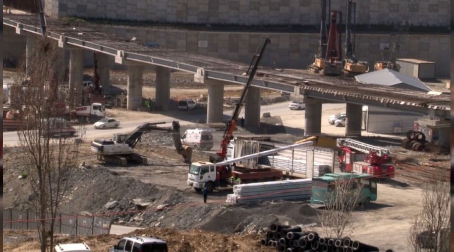 Ba�ak�ehir-Kaya�ehir metro �antiyesinde kaza