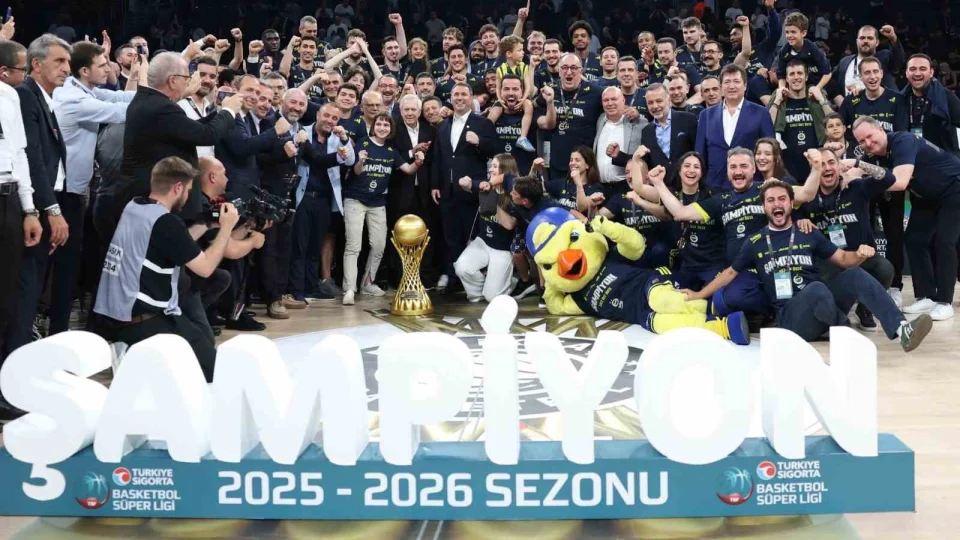 Basketbol Süper Ligi'nde şampiyon Fenerbahçe