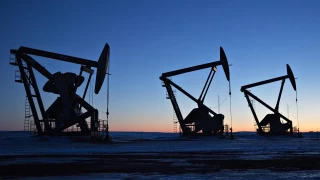 Brent petroln varili 63.94 dolardan ilem gryor