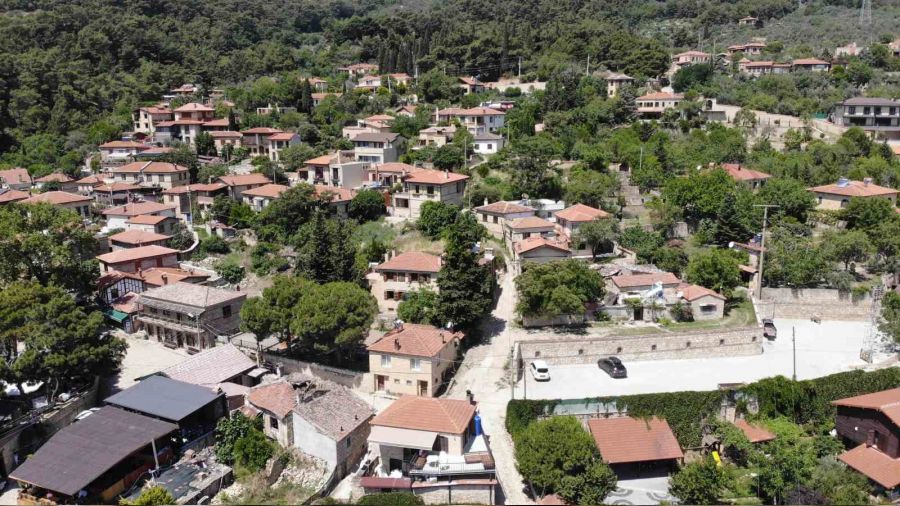 Bu köyde izniniz yoksa fotoğraf çekemiyorsunuz