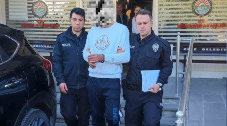 Cezaevinden izinli çıkıp kız arkadaşını darp etti