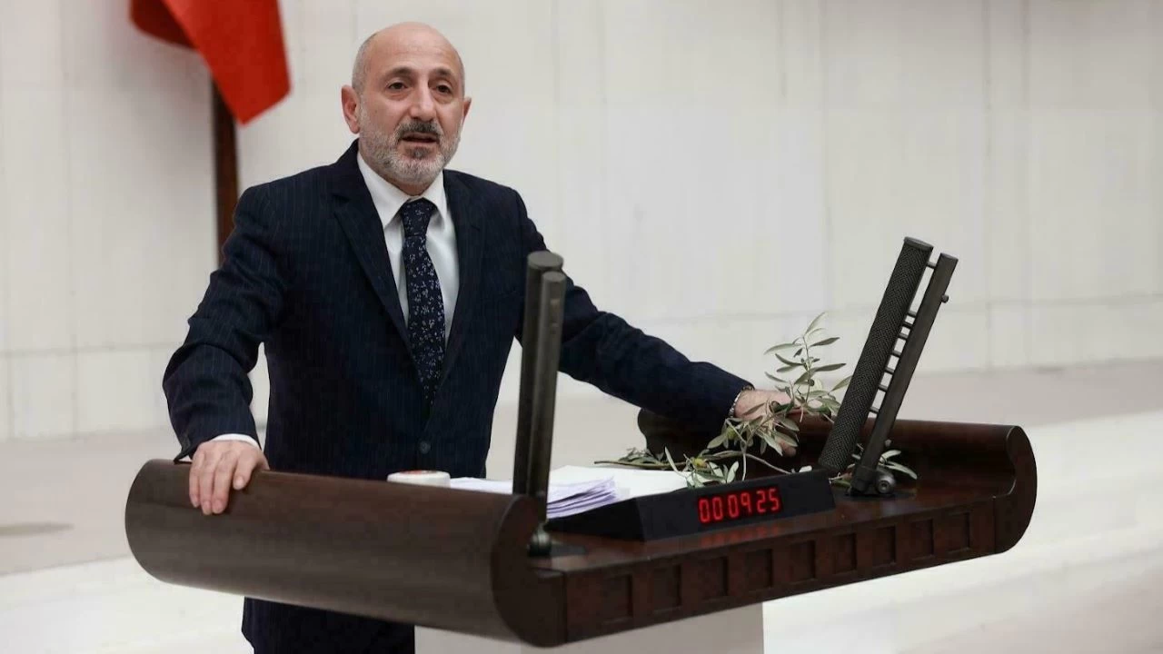 CHP'li �ztun�'tan, KYK i�in ara�t�rma �nergesi