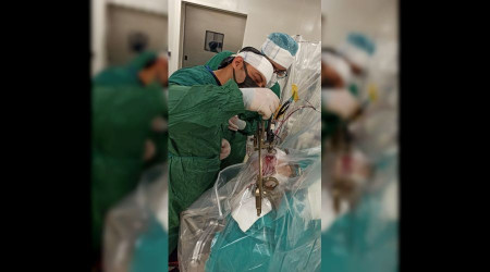 Çocuğa uyanıkken beyin pili takıldı