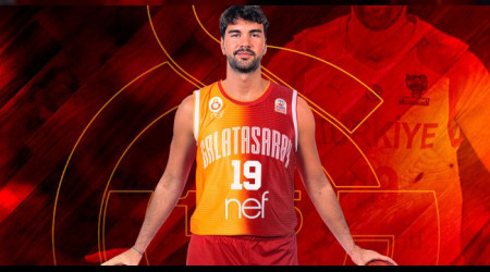 Çocukluk aşkına transfer oldu