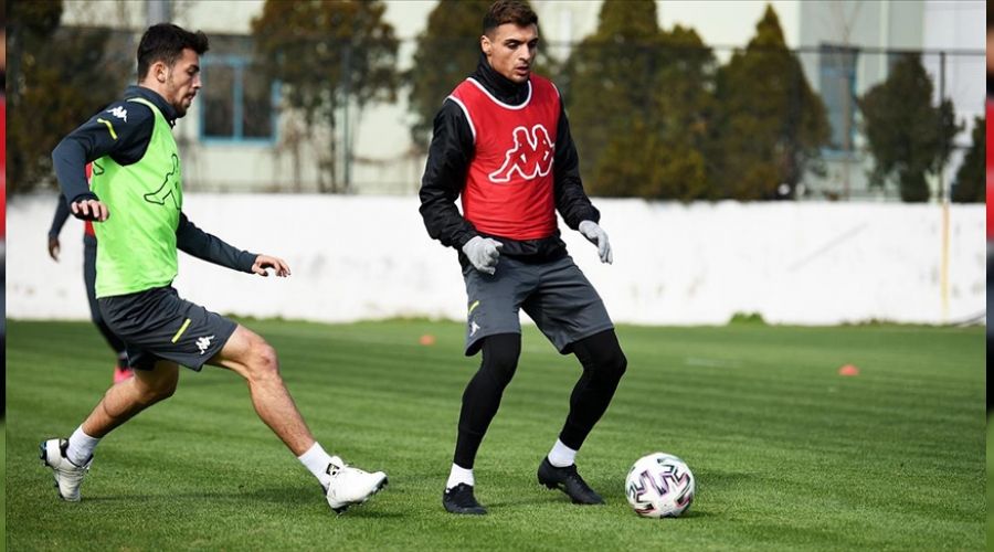 Denizlispor'da hedef 6 maç sonra 3 puan