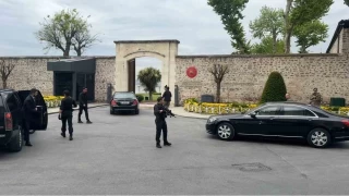 Dolmabahçe'de gerçekleşecek müzakere için heyetler giriş yaptı
