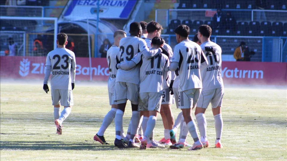 Erzurumspor FK, �aykur Rizespor'u 2-0 ma�lup etti