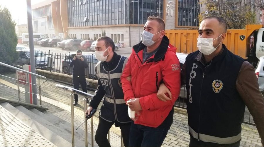 Eski sevgilisini bıçaklayan zanlıya 10 yıl hapis