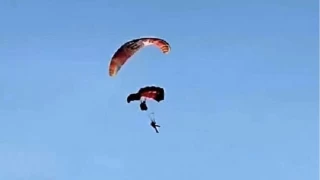 Fethiye'de yamaç paraşütleri havada çarpıştı: 3 yaralı