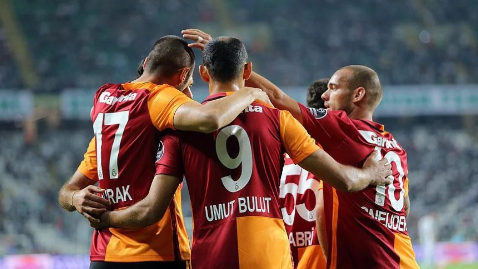 Galatasaray'da zam bekleyenlere tavsiye: Kendinize �irket kurun