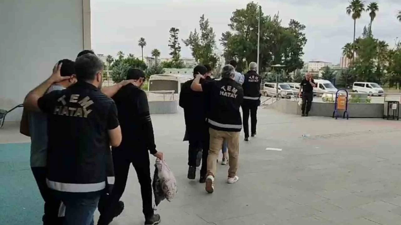 Hatay'daki DEAŞ operasyonunda 10 kişi tutuklandı