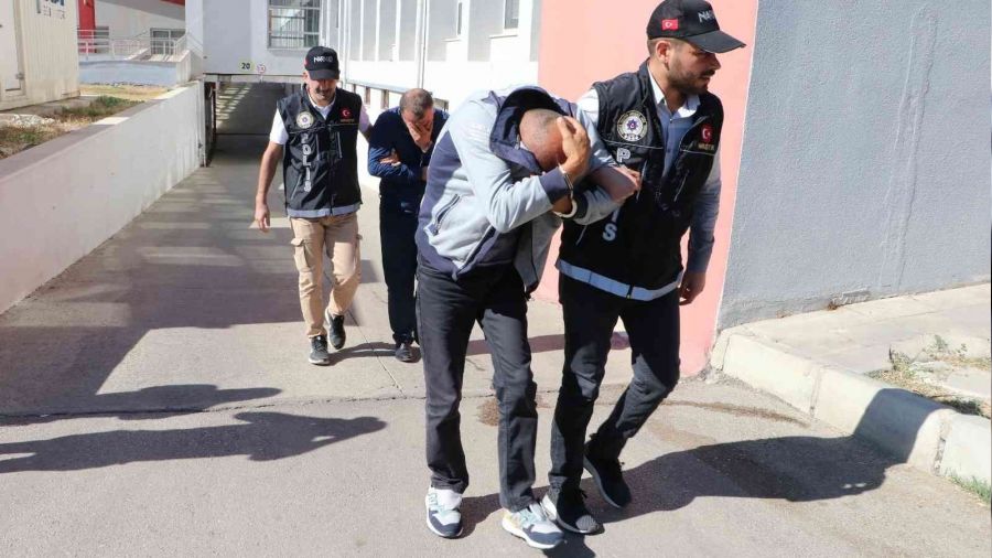İBB'nin cenaze aracıyla uyuşturucu sevkiyatına 3 tutuklama