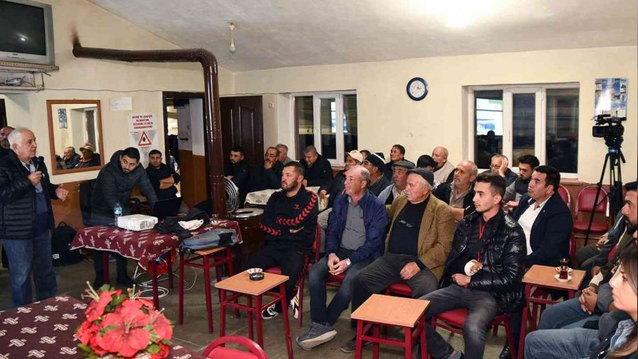 İklim sözcüleri üreticilere iklim değişikliğini anlatıyor