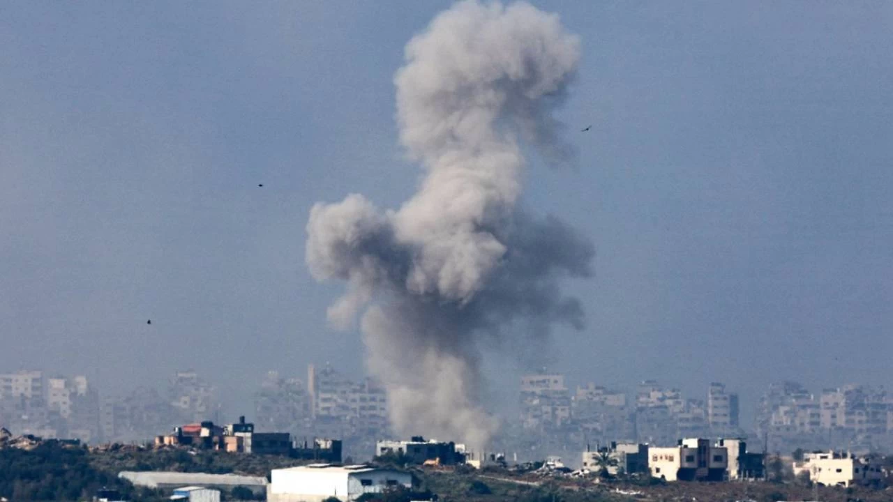 İsrail, Gazze'de Sınır Tanımayan Doktorlara ait barınağı hedef aldı: 2 ölü 6 yaralı