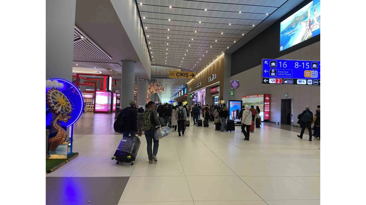 �stanbul Havaliman�'nda d�n�� yo�unlu�u ba�lad�
