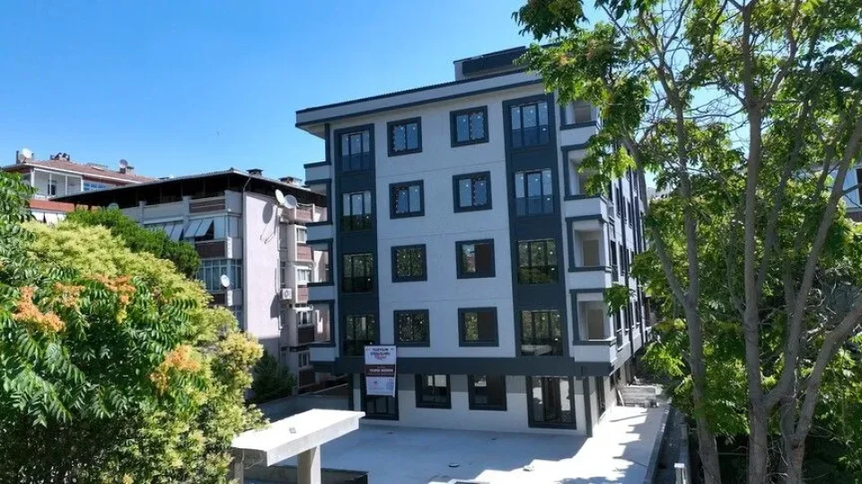 �stanbul'da "Yar�s� Bizden" ile bir ayda 5 bin 482 ba��ms�z b�l�m�n daha d�n���m� tamamland�