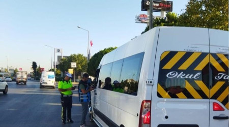 İzmir'de 124 okul servis sürücüsüne ceza kesildi