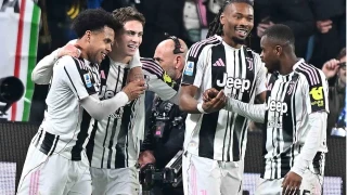 Juventus, Napoli'yi farklı mağlup etti