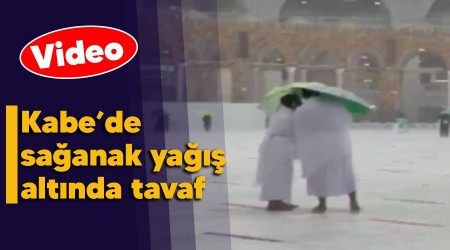 Kabede saanak ya altnda tavaf 