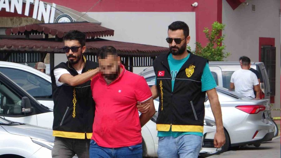 Katil zanlısı: 'Beni uyuşturucuya alıştırdığı için öldürdüm'