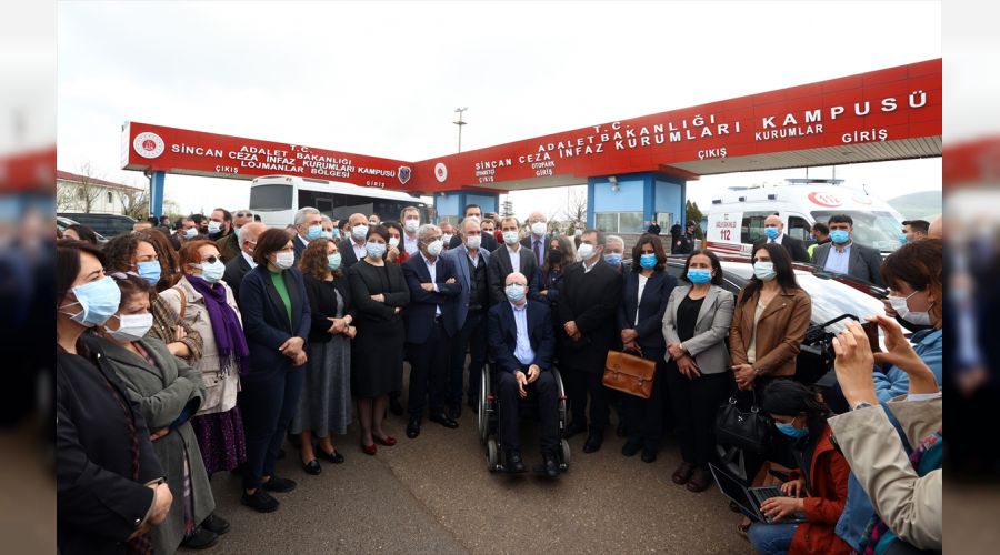 Kobani davas�nda ilk duru�ma g�r�ld�