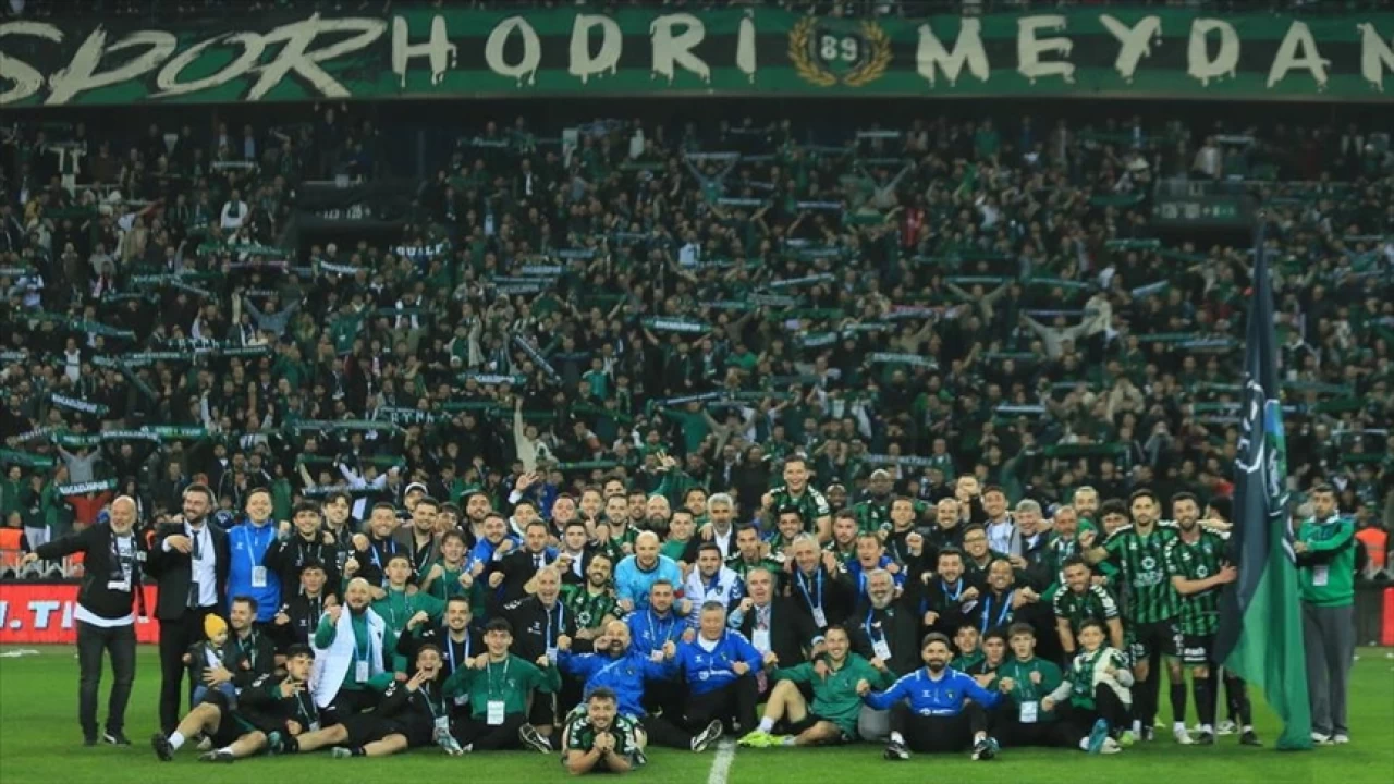 Kocaelispor'da şok ayrılık