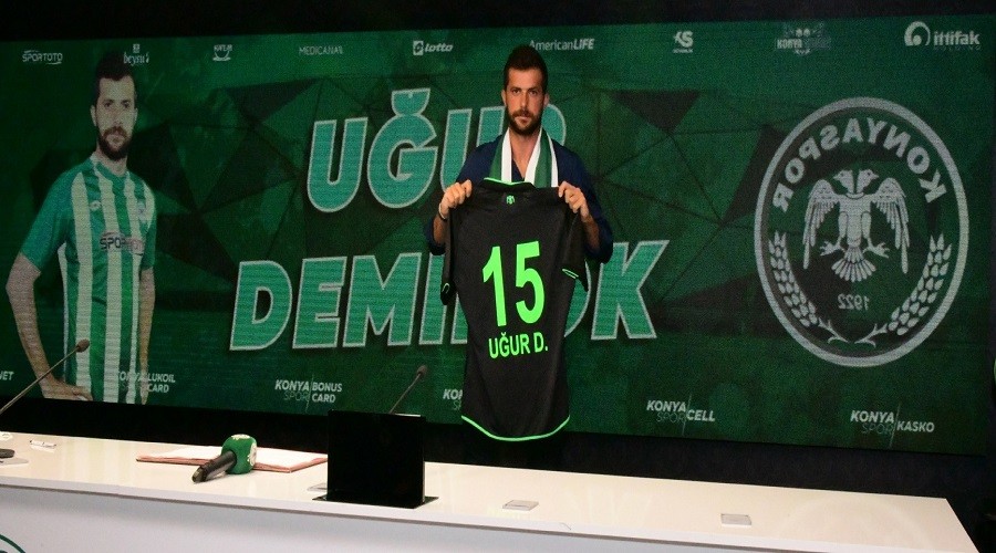 Konyaspor, U�ur Demirok ile s�zle�me yeniledi
