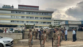 Lisede korku dolu anlar: Silahla vurulan ��retmen �ld�