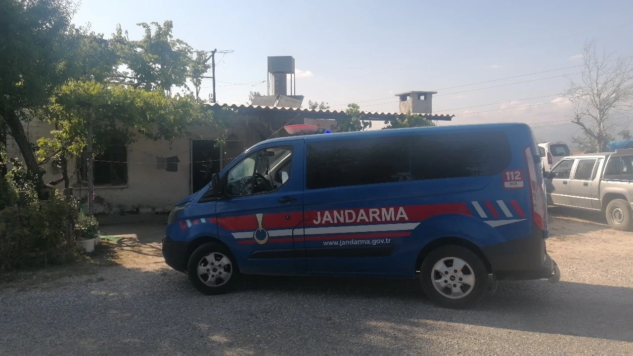 Manavgat'ta yaşlı adam tilki yerine kendini vurdu