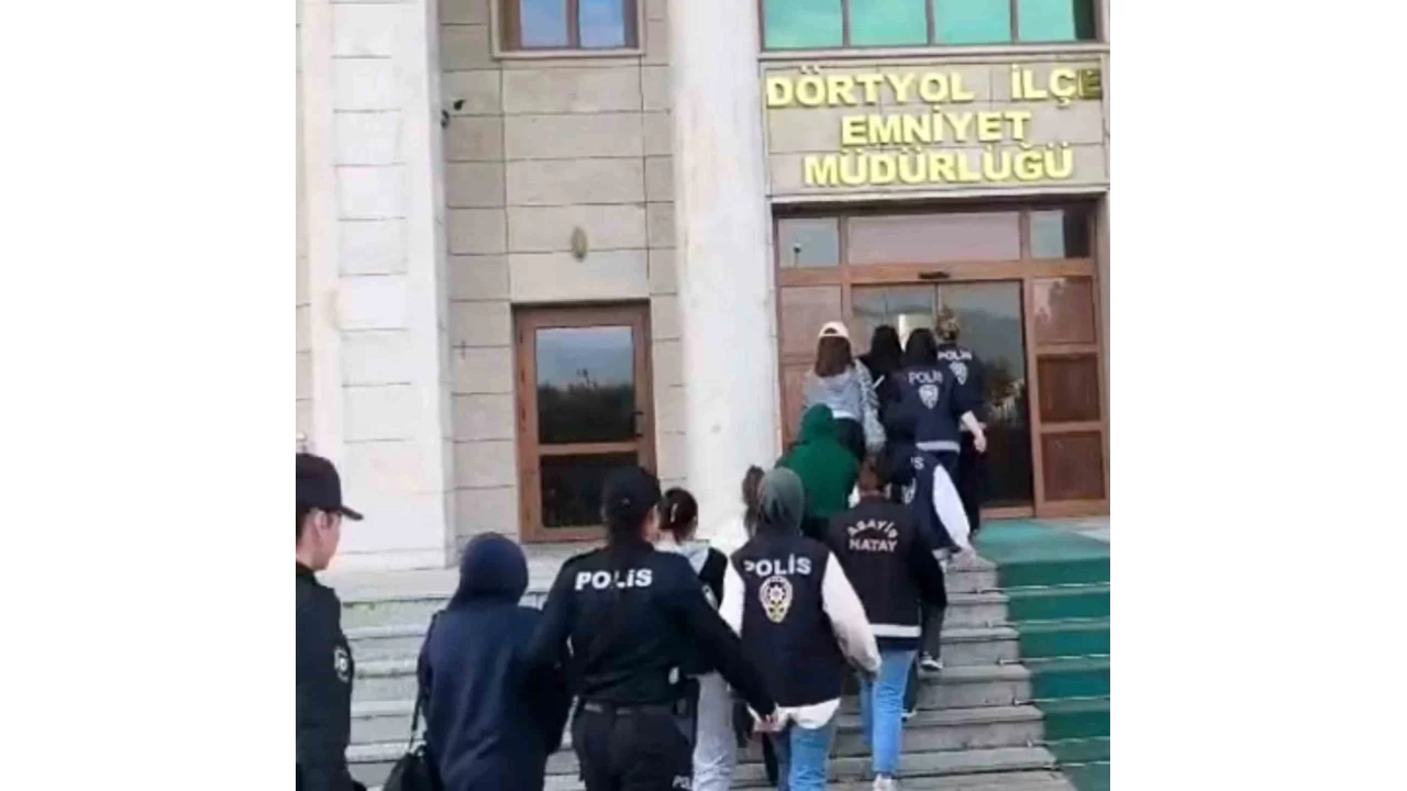 Masaj salonunda fuha srklenen 9 yabanc uyruklu kadn gizli blmeden kt