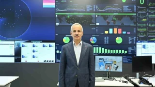 Mobil ve sabit hatlardan toplam 81,8 milyar dakika grme yapld