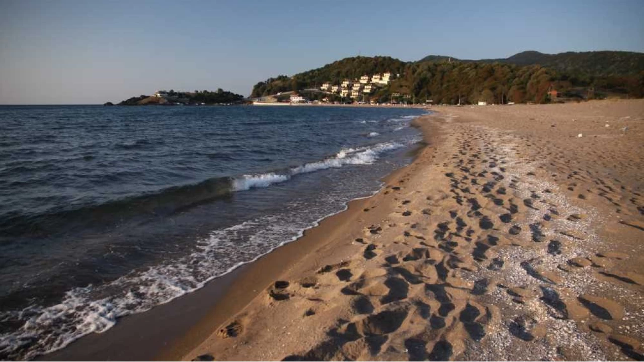 Mugada Plajı: Doğal yapısı ve temiz deniziyle ünlü