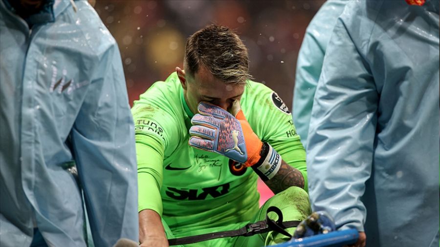 Muslera'n�n durumu belli oldu 