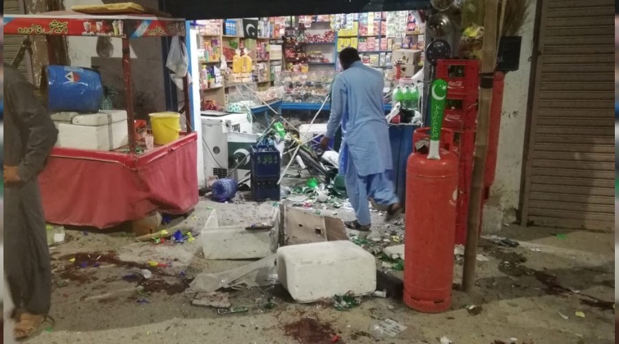 Pakistan'da bombalı saldırı: 1 çocuk öldü