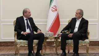 Pezeşkiyan: Siyonistlerin küstahlığı cevapsız kalmayacak
