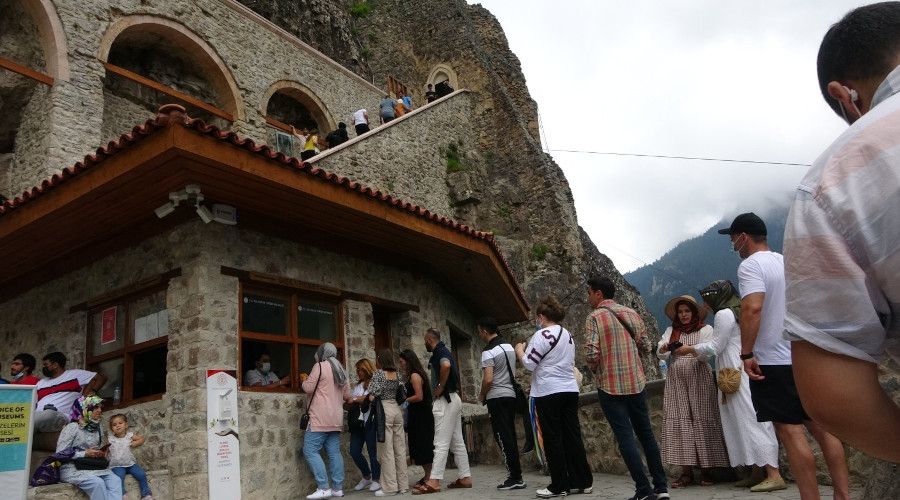 Restorasyon �al��malar� tamamlanan S�mela'ya ziyaret�i ak�n�