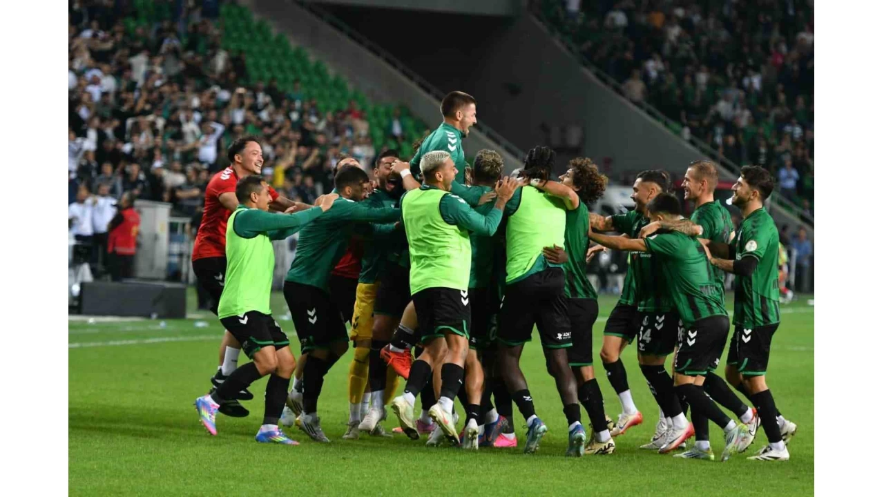 Sakaryaspor, Amed Sportif Faaliyetler'i puansz gnderdi
