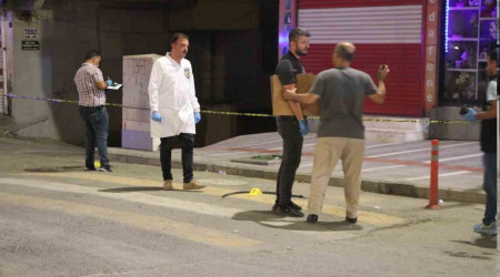 Şanlıurfa'da akraba kavgasında 1'i polis 3 yaralı