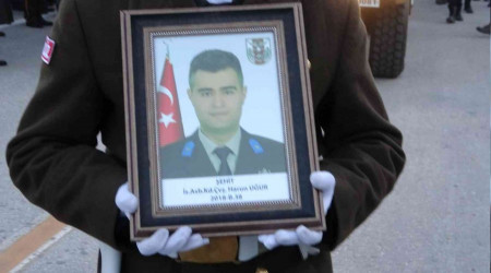 Şehit Astsubay Harun Uğur son yolculuğuna uğurlandı