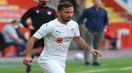 Sivassporda "Erdoan Yeilyurt" oku
