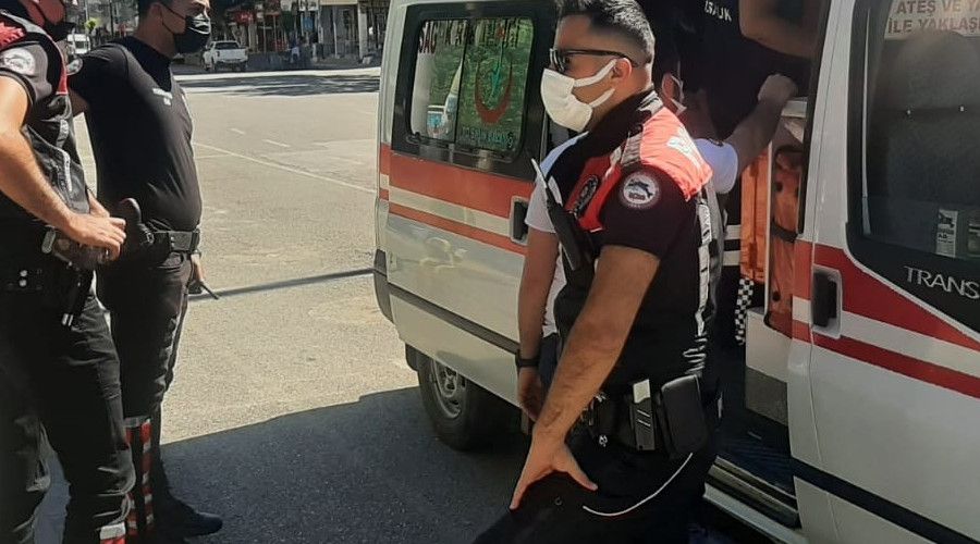 Sokak ortasında saldırıya uğrayan kişi yaralandı