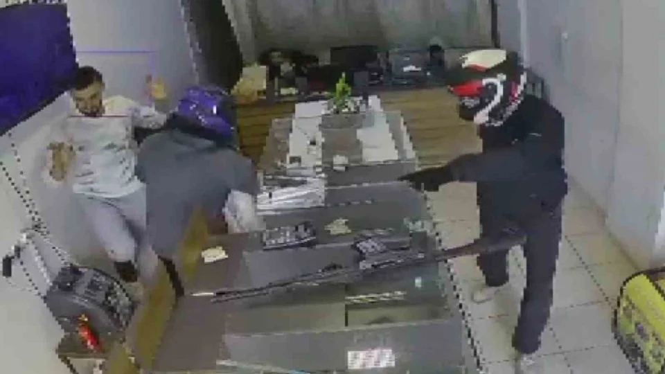 Suriyeli kuyumcudan 22 milyon TL'lik vurgun 3 dakika s�rd�