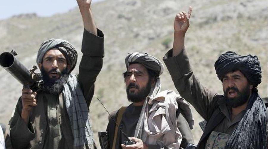 Taliban bir ilçenin kontrolünü ele geçirdi