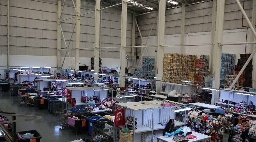 Tekstil at�klar� sosyal yard�ma d�n���yor