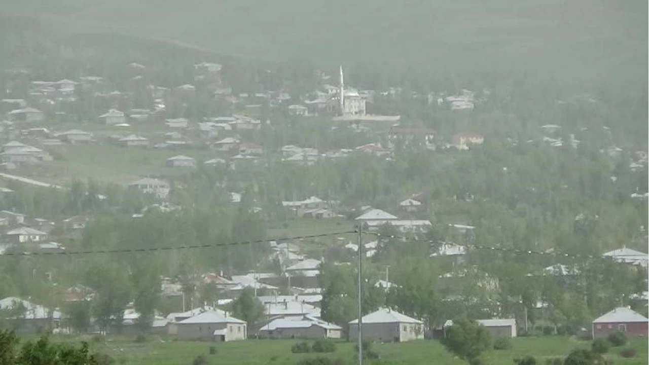 Toz fırtınaları Türkiye'yi yoğun şekilde etkiliyor